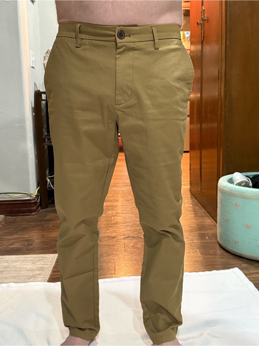 Men's Tailored Chino Pants in Olive Tan NWT OLD NAVY 33x30